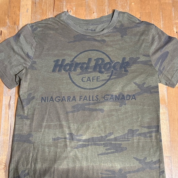 Hard Rock Cafe Other - Hard Rock Cafe Niagara Falls Camouflage Tee